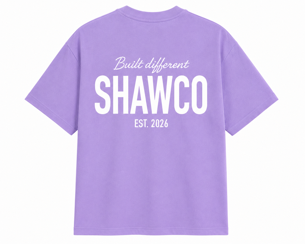 T-Shirt “Built different”